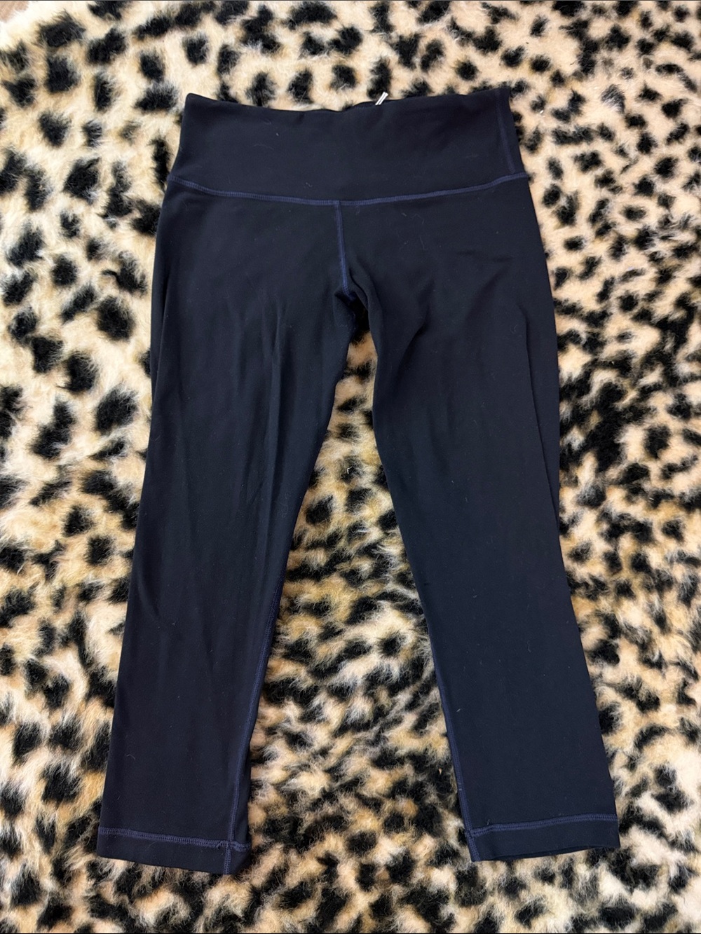 Lululemon Black Capri Leggings with High Waist purple stitching